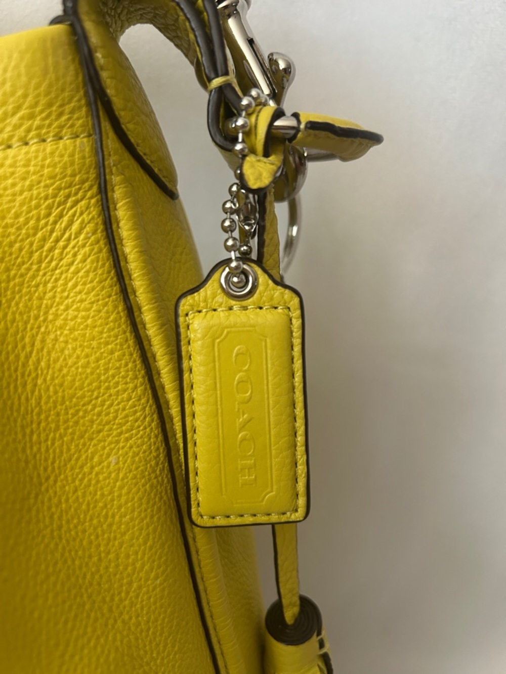 Coach Yellow Pebbled Leather Avery Hobo Tote Shoulder Bag with Purse Charms🌻🌻 - Picture 8 of 12